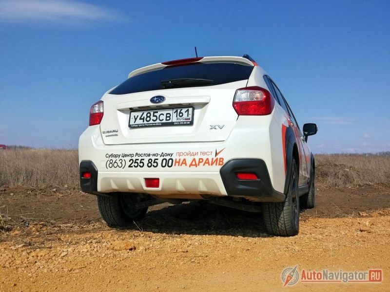 Внушительный дорожный просвет и не самые плохие параметры геометрической проходимости позволяют штурмовать различные буераки и спокойно проезжать там, где легковушка не пройдет