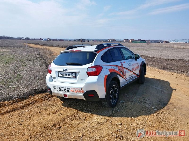 Машины Subaru всегда ассоциируются с полным приводом. Есть он и у кроссовера XV