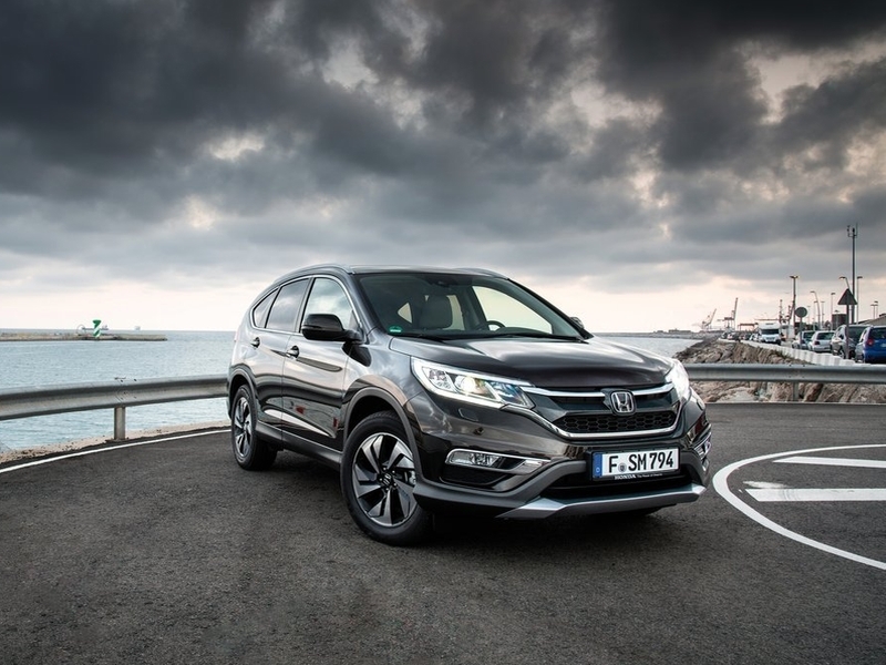 Кроссовер Honda CR-V 2015 будет доступен в РФ в пяти комплектациях