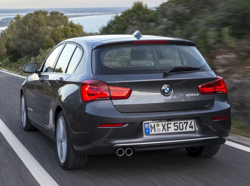 Корма преобразилась за счет новых более эффектных фонарей