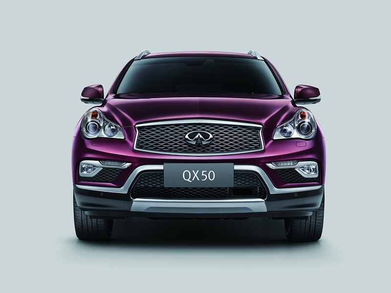Обновленный Infiniti QX50 будет представлен в Нью-Йорке