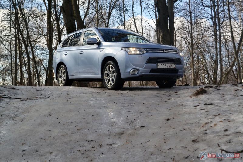 Mitsubishi Outlander PHEV: Неправильная упаковка