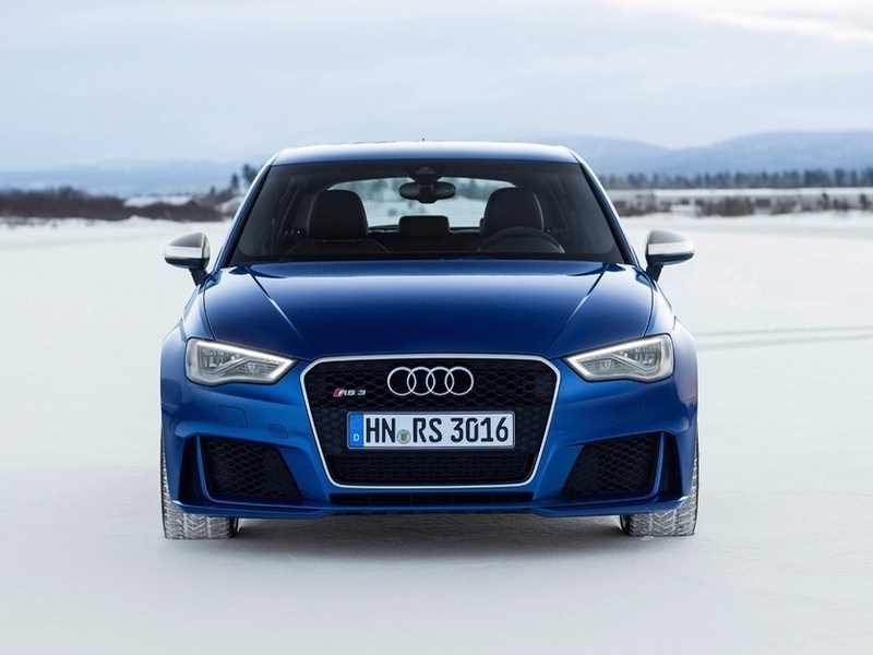 Audi RS3 Sportback New — в России от 2 490 000 рублей