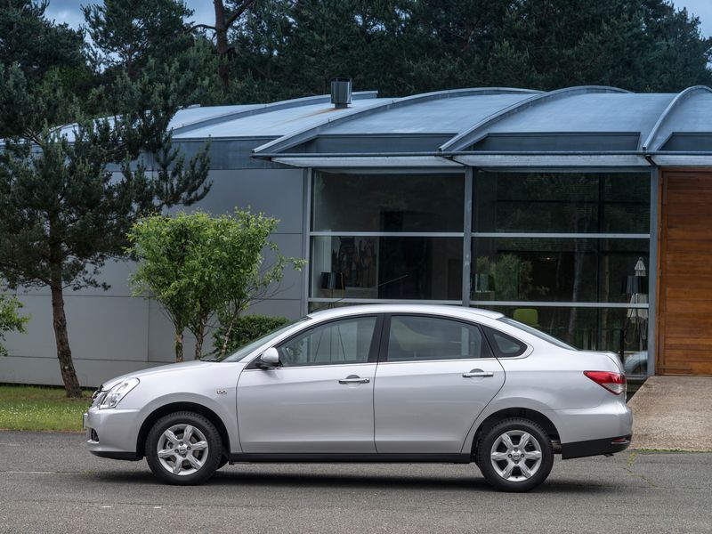 Nissan Almera
