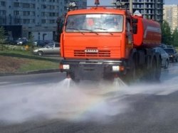 Московские дороги помоют с шампунем