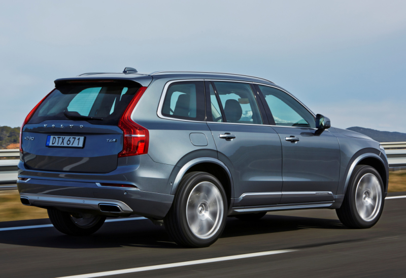 Главное достоинство кормы - это эволюционировавшие фонари