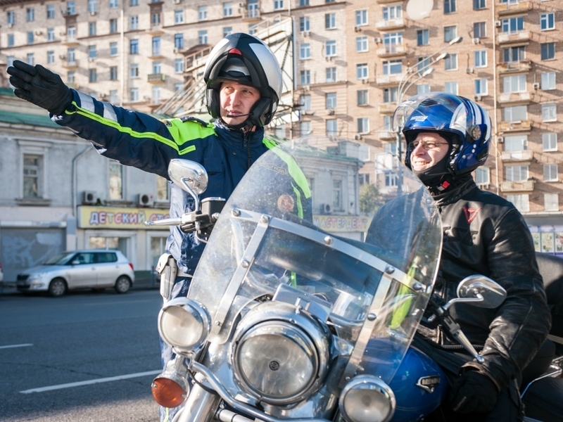 ГИБДД Москвы призывает мотоциклистов к дисциплине на дороге