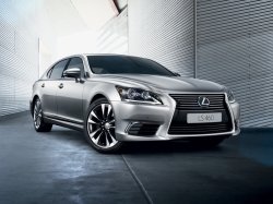 Lexus предлагает россиянам специальные условия покупки автомобилей