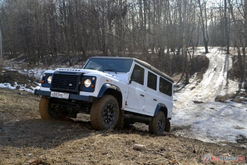 Максимальный угол подъема 45 градусов. С помощью блокировки центрального дифференциала можно свести к минимуму пробуксовку колес и максимально увеличить их сцепление с дорожным покрытием