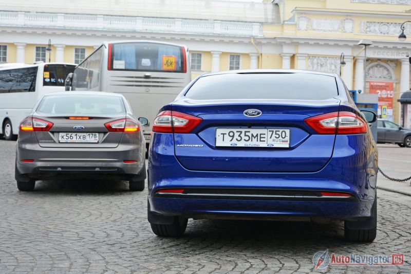 Сзади Mondeo больше всего схож с предшественником