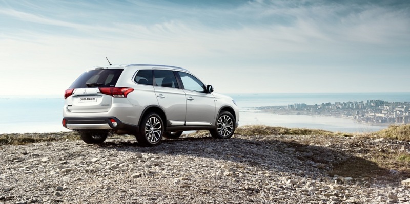 Корма получила новые фонари и бампер