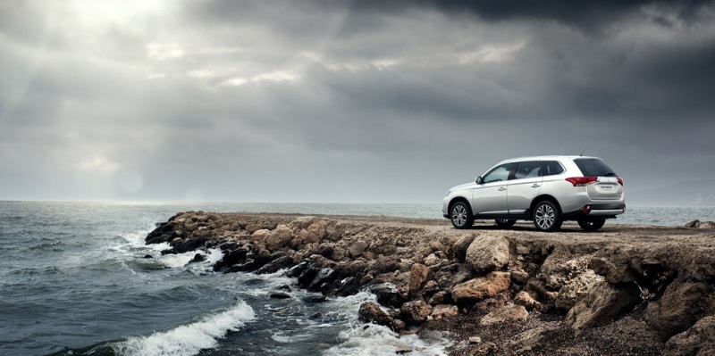 Mitsubishi Outlander 2015