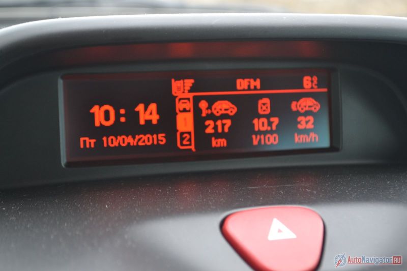 Городской расход 2,0-литрового дизеля заявлен на уровне 9 литров на 100 км. У меня получилось чуть меньше одиннадцати