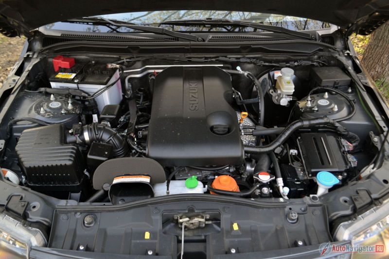 В пятидверном кузове можно выбирать между 2,0- и 2,4-литровым мотором. Первый выдает 140 л.с., второй – 169 «лошадей»