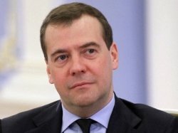 Медведев считает, что автопроизводители должны воспользоваться девальвацией