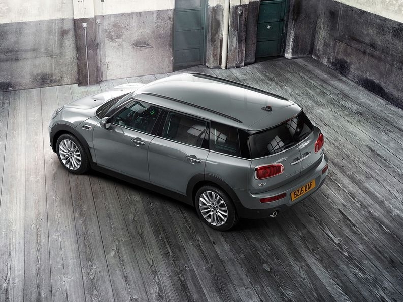 Mini Cooper Clubman New — первые официальные фотографии