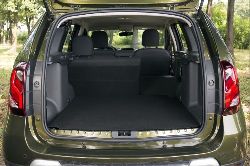 Багажник по меркам класса более чем достойный