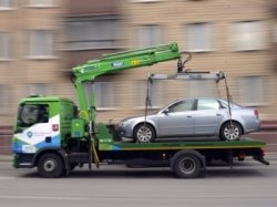 Знаков, предупреждающих об эвакуаторах, в Москве станет больше