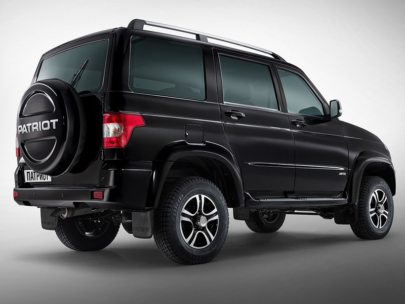 UAZ Patriot получил систему, распознающую дорожные знаки