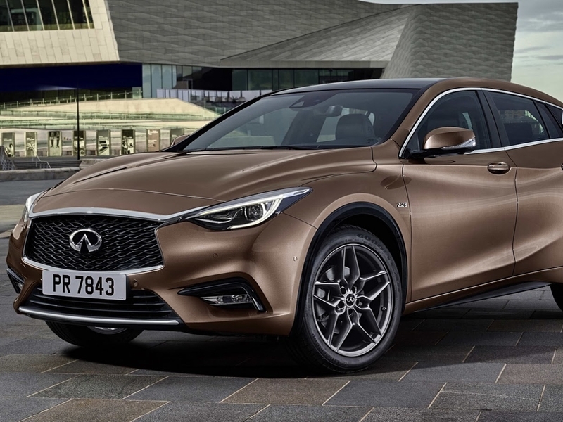 Infiniti Q30 — первое фото