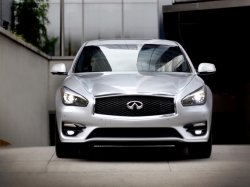 Обновленный Infiniti Q70 — в России от 1 995 000 рублей