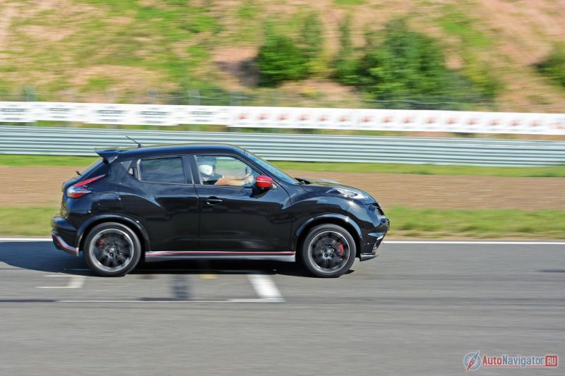 Nissan Juke и Juke Nismo RS: Короткая встреча