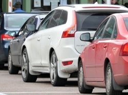 Жители Крыма и Севастополя смогут перерегистрировать свои авто до 1 апреля 2016 года