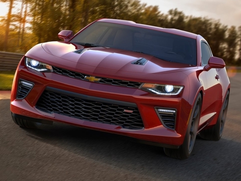 Chevrolet Camaro New — в США от $26 695