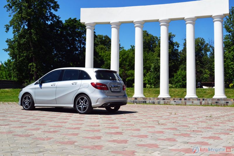 Больше A-класса, вместительнее CLA