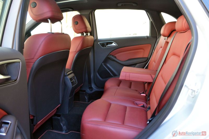 Красная кожа – как-то совсем не по-стариковски, то есть не по B-классовски