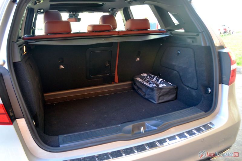 Багажник больше, чем у А-класса, и больше, чем у CLA, - 488 литров