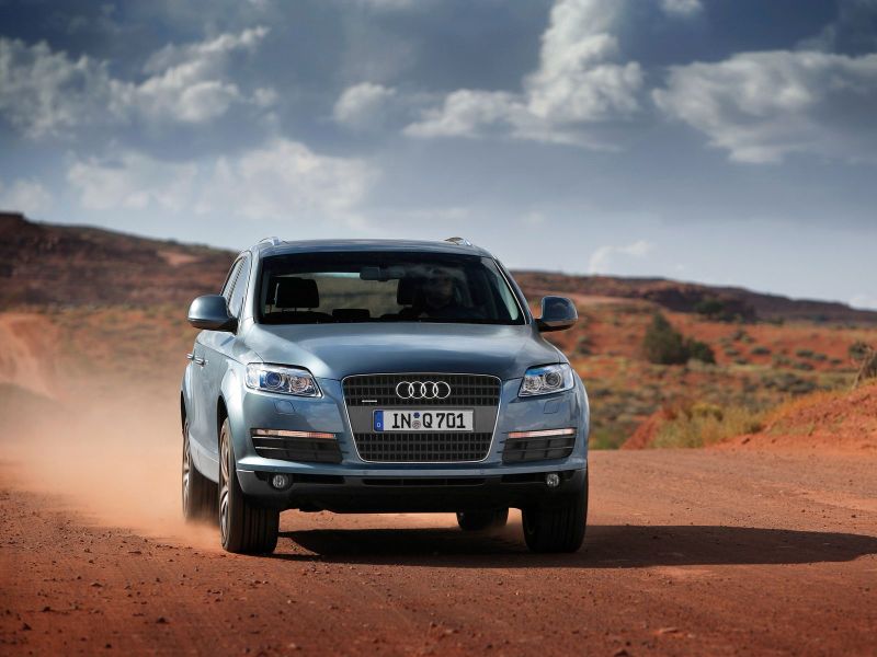 Этот Audi Q7 – первый полноценный кроссовер марки