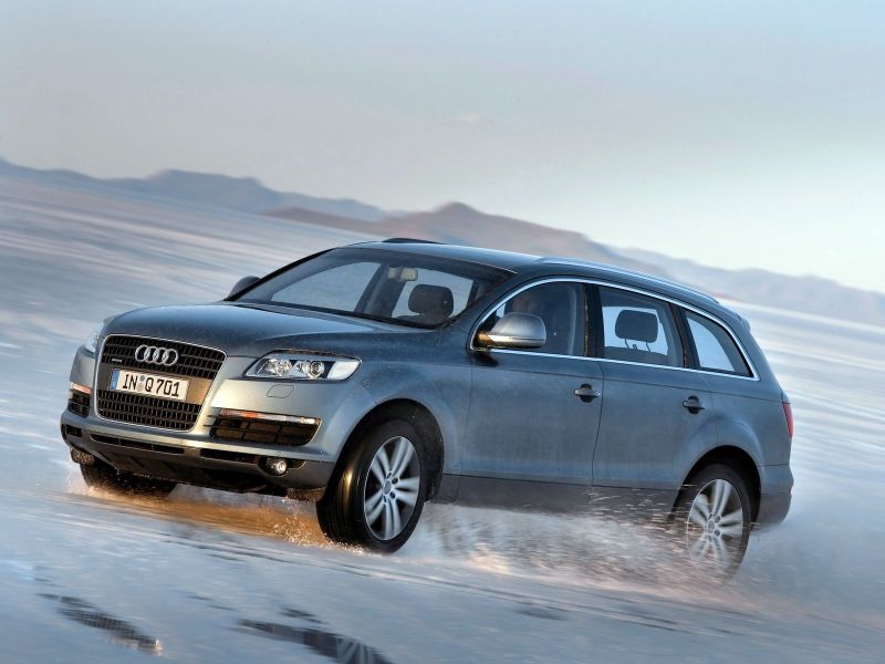 Первое поколение дебютировало девять лет назад – в 2006 году