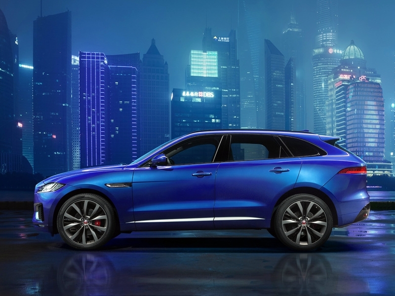 Jaguar F-Pace — первое качественное официальное фото