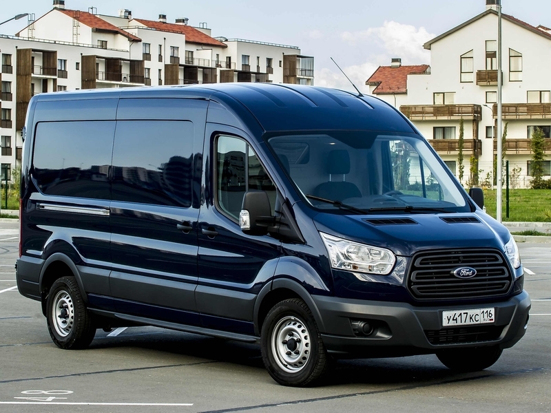 Новый Ford Transit признан фургоном года в России