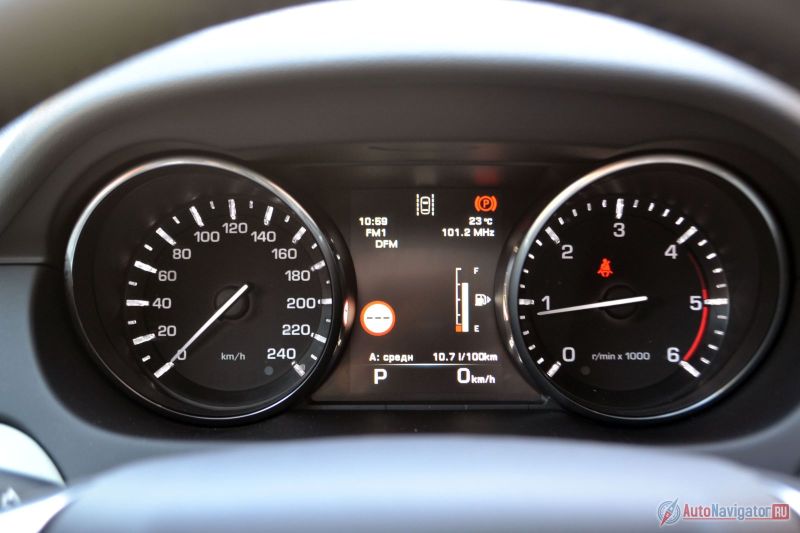 Средний расход дизельного 190-сильного мотора по городу слегка переваливает за десять литров. Не очень экономично и не очень быстро, но повода для расстройства нет