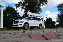 Infiniti QX80: Чем больше нам говорят, тем меньше мы знаем