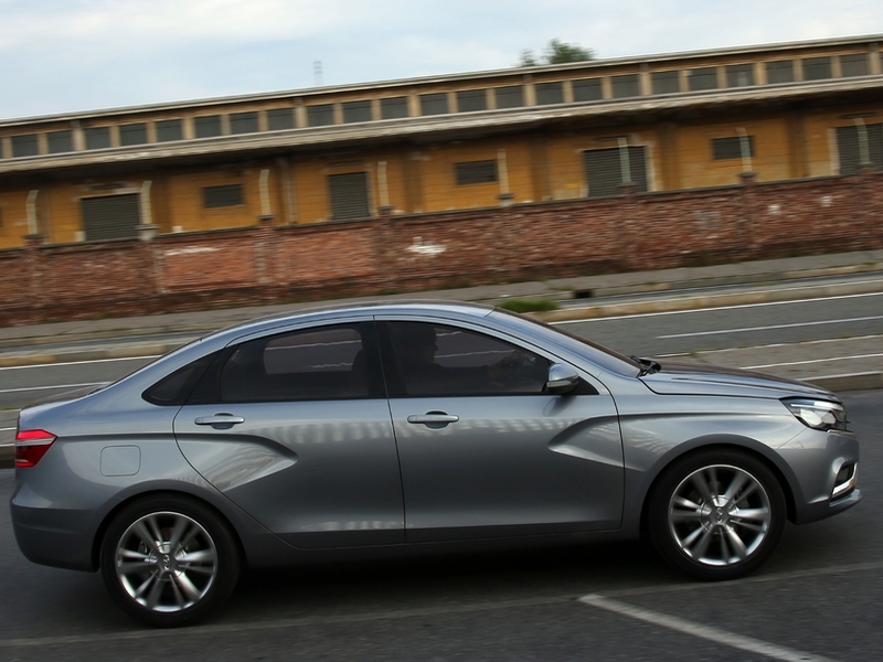Lada Vesta появится в продаже 25 ноября