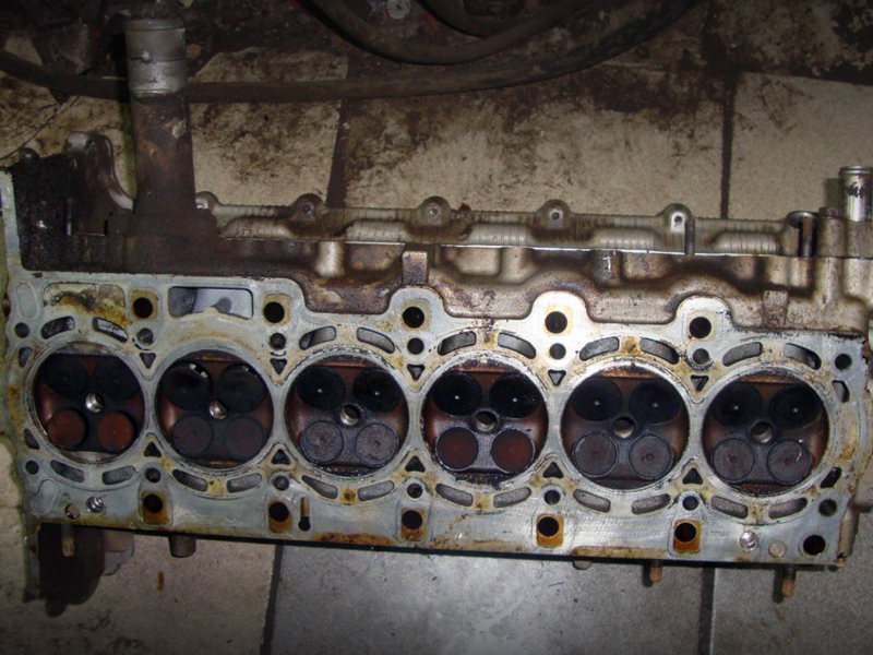 Chevrolet Epica любит качественный бензин. Излишки серы способны прикончить цилиндро-поршневую группу