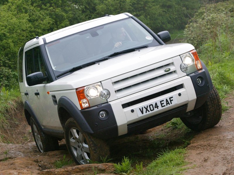 Land Rover Discovery III. Английский SUV гораздо более технологичен, нежели Ford Explorer, при чуть большей цене. Но в плане надежности детище "туманного Альбиона" оставляет желать лучшего