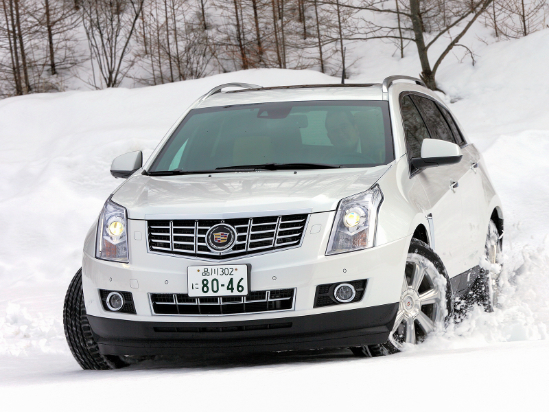 Cadillac SRX II после рестайлинга, прошедшего в 2013 году