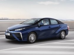 Евроверсия Toyota Mirai — фотогалерея
