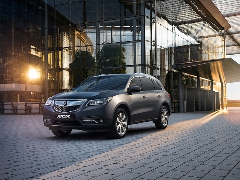 Кроссовер Acura MDX 2015 модельного года доступен в РФ на особых условиях