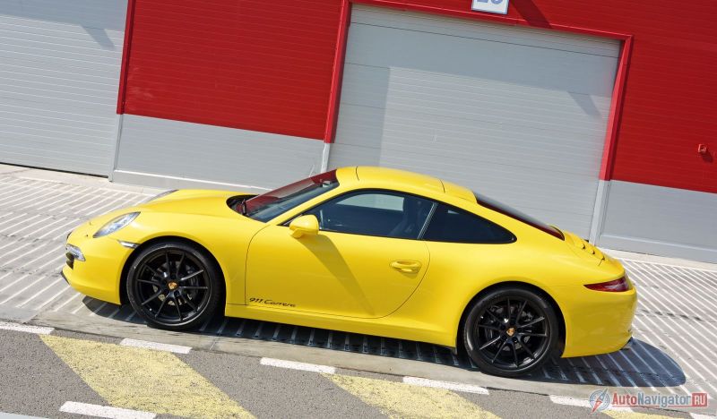 Даже самый простой 911 Carrera может значительно больше среднестатистического водителя!