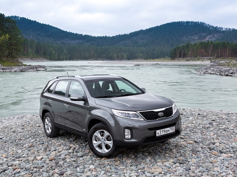 KIA Sorento получил новые комплектации