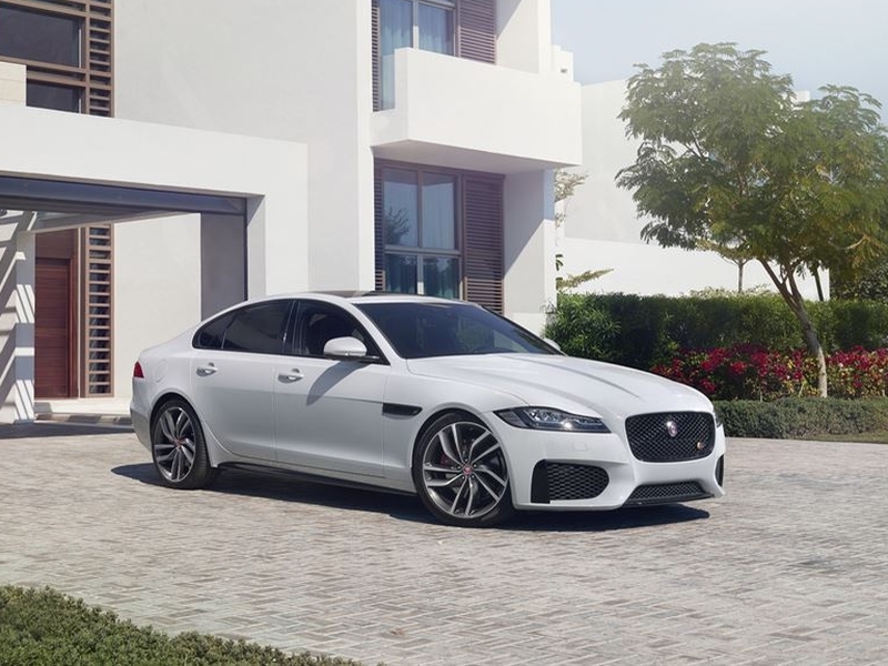 Jaguar XF New — в России от 2 573 000 рублей