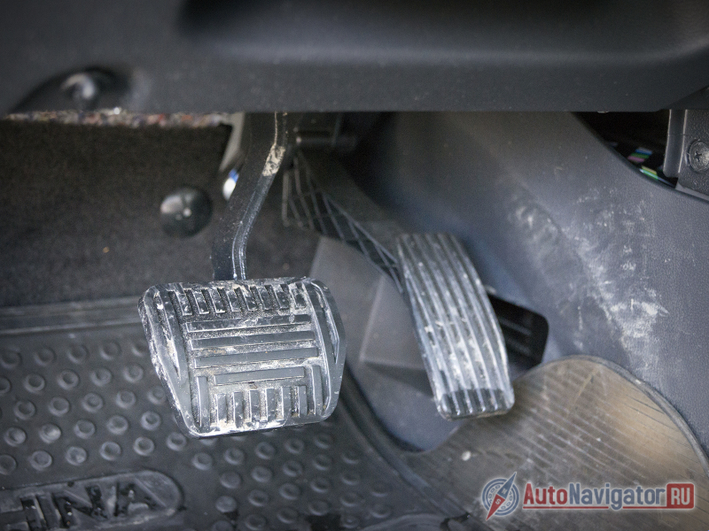 Бу Андерссон четко дал понять, что две педали в российском автомобиле - теперь норма