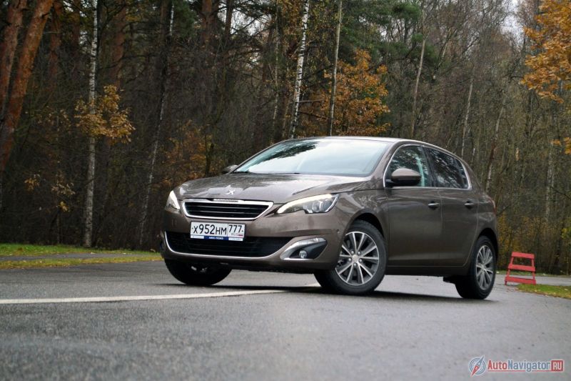 Без всяких перепадов и несуразных изгибов автомобиль получился красивым