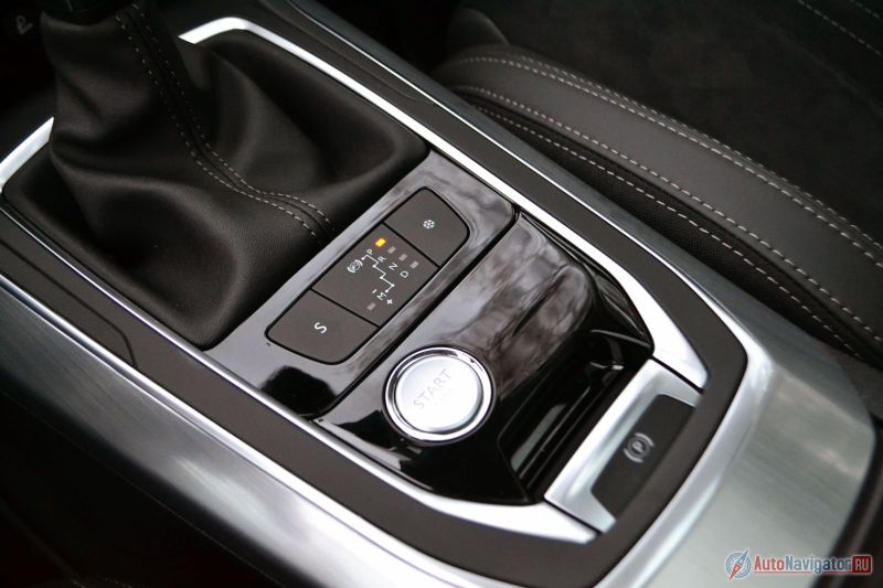 У «автомата» есть не только спортивный, но и зимний режимы. Кстати, мне нравилось его использовать в пробках, машина стартует намного плавнее, без толчков и рывков (суть в том, что стартуешь не с первой, а со второй передачи, а переключения происходят раньше)