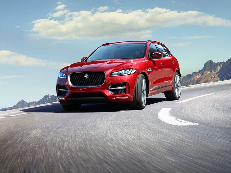 Jaguar F-Pace — в Германии от 42 390 евро
